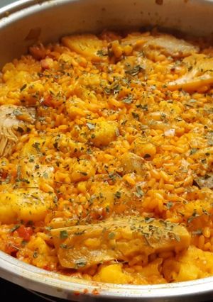 Una foto de Arroz con coliflor y alcachofas