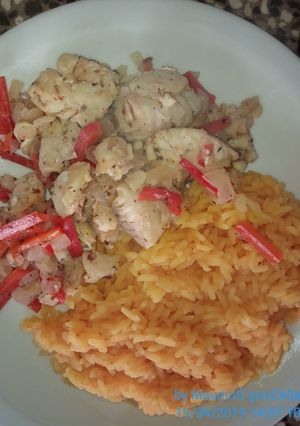 Una foto de Merluza y arroz