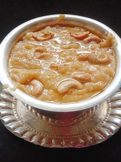 சுவையான அக்காரவடிசல் (Akkaaravadisal recipe in tamil) செய்முறை முக்கிய புகைப்படம்