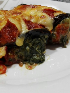 Foto principal de Rollitos de berenjena rellenos de espinacas