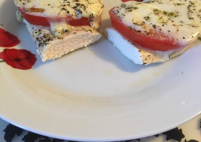 Chicken breasts with mozzarela and tomato (kuracie prsia s mozzarellou a paradajkou)