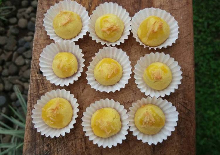 Langkah Mudah untuk memasak Nastar Keju Isi Selai Nanas Homemade yang mudah