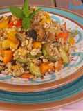 Insalata di farro e verdure saltate