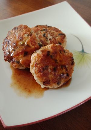Hình của món Chicken hambagu.