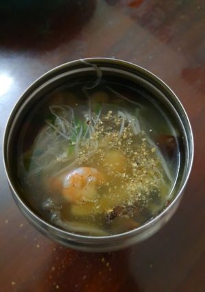 Hình của món Canh tôm nấm.