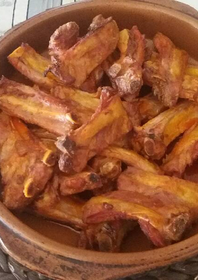 Una foto de Costillas adobadas al vino blanco