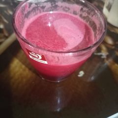Apple & beetroot juice A picture of Apple & beetroot juice.