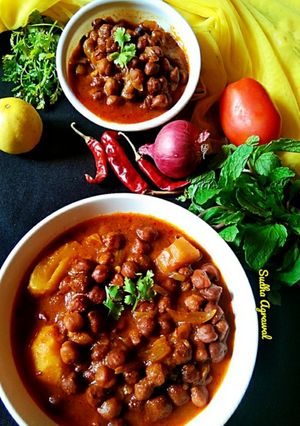 A picture of Desi-Style Chana Aloo (Desi-Style Chickpea and Potato Curry).