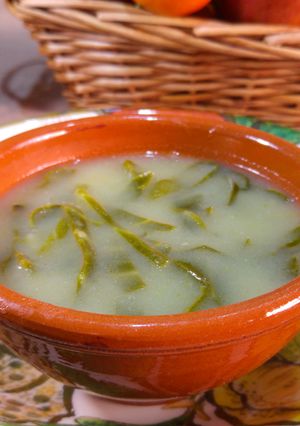 Una foto de Caldo verde portugués