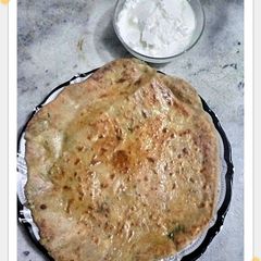 A picture of Aloo ka Paratha😋😋😋😋.