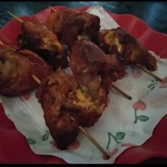 A picture of Restaurant style fried chicken tikka.