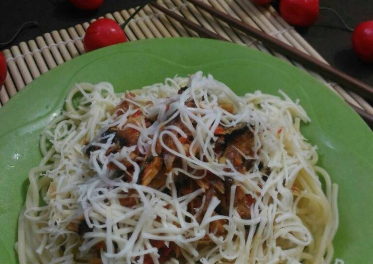 Bagaimana Menyiapkan 175. Spaghetty Saus Balado Tongkol Asap Enak Banget