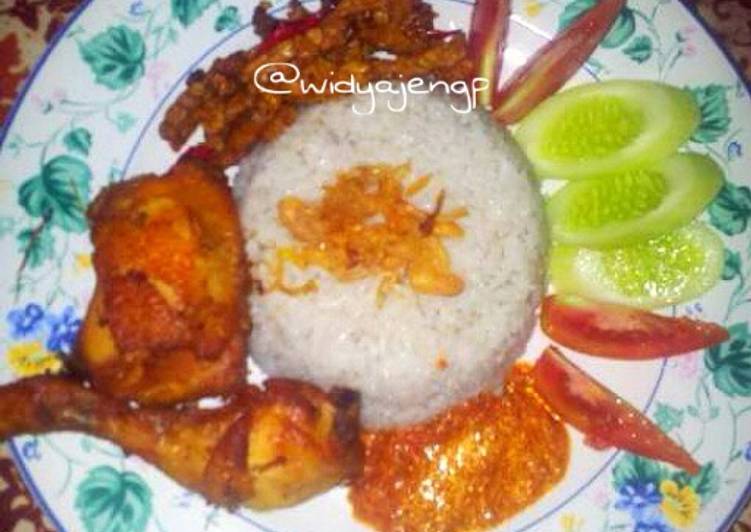 Cara Gampang Membuat Nasi Uduk Betawi, Bisa Manjain Lidah