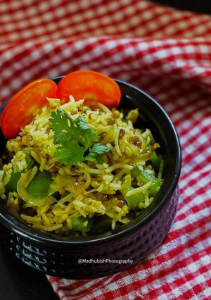 A picture of Matki sprout Pulao.