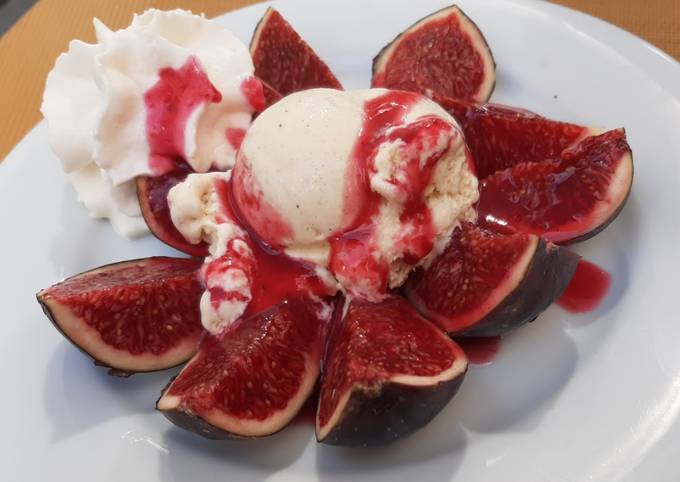 Figs and Raspberry Coulis with Ice Cream and Cream