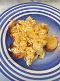 Fluffy Scrambled Eggs on Toast 🍳✨