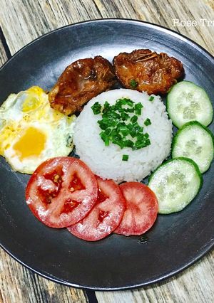Hình của món Cơm Sườn Ram.