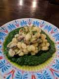 Chicchette con Vongole su Vellutata di Broccoli