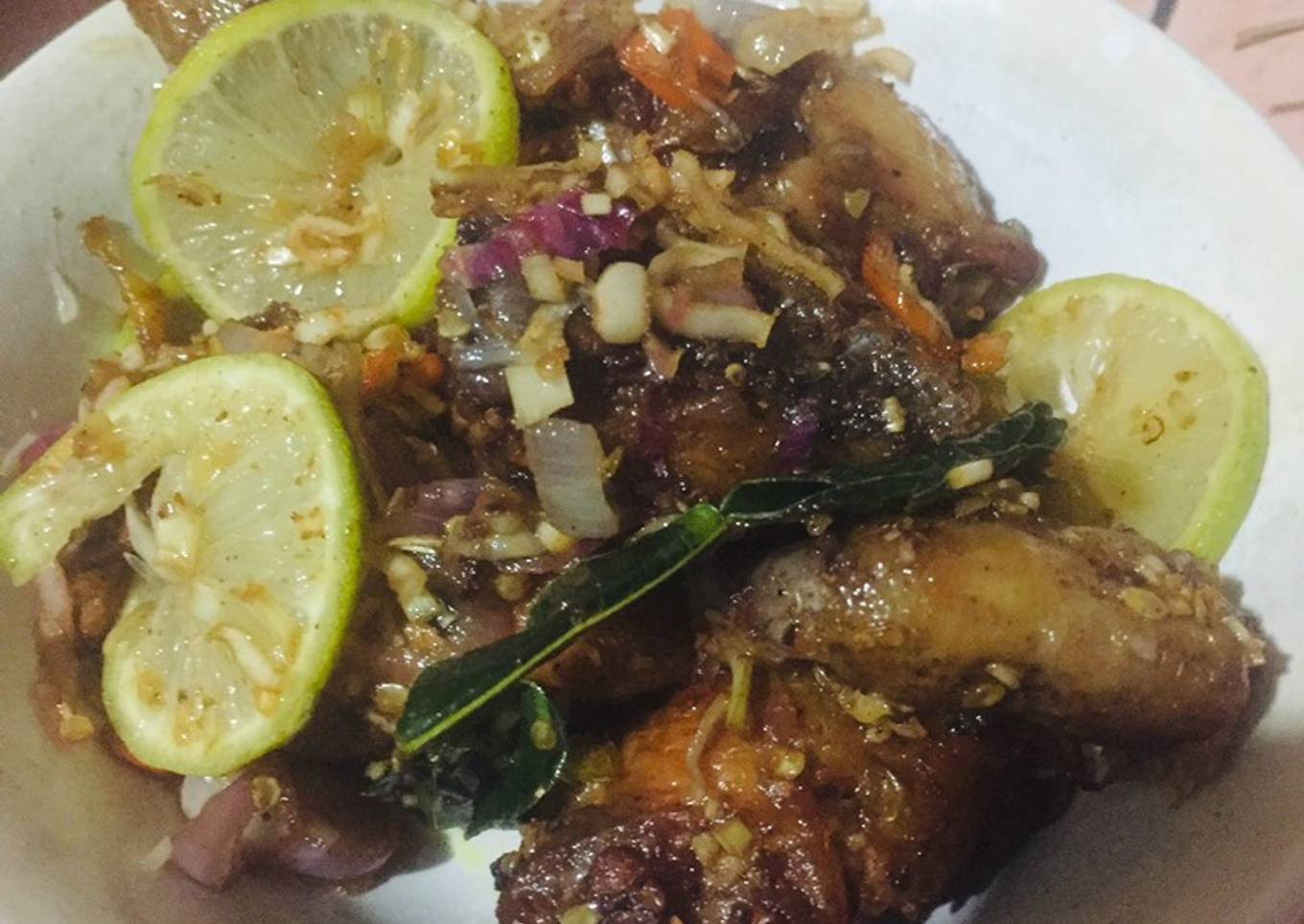 Ayam goreng serai lemon pedas