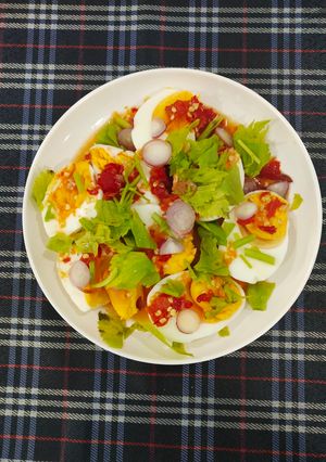 รูปของ ยำไข่ต้ม