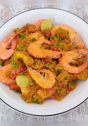Une photo de Paella express au poulet/crevettes au Cookeo