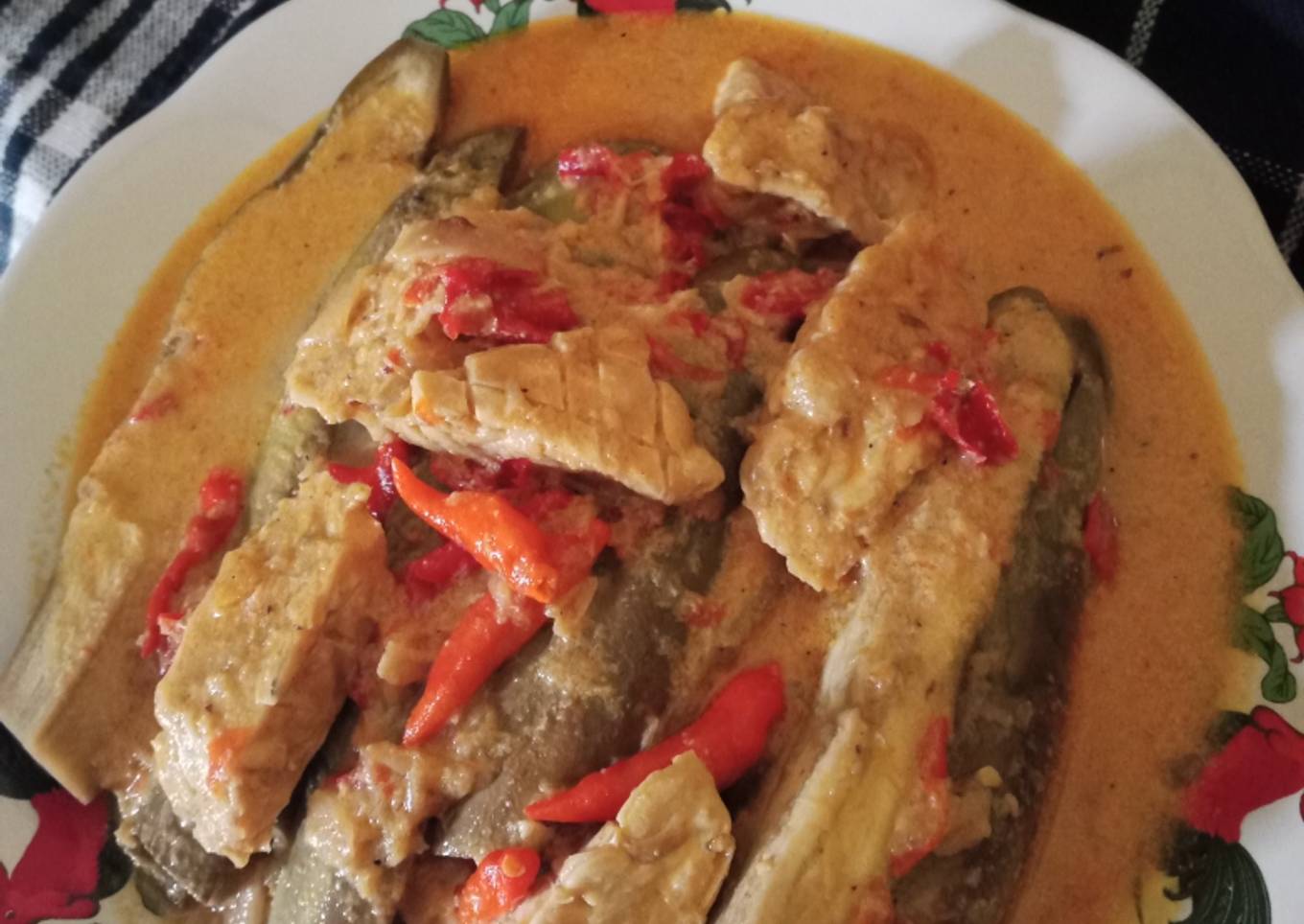 Pecak Terong Tempe