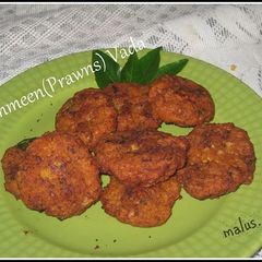 A picture of Prawns Vada.