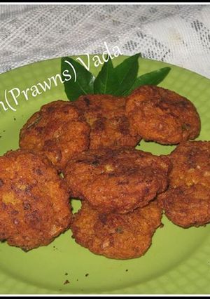 A picture of Prawns Vada.