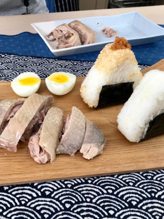 全聯食譜之爸爸回家做晚飯 - 雙色御飯糰便當 的食譜成品照片