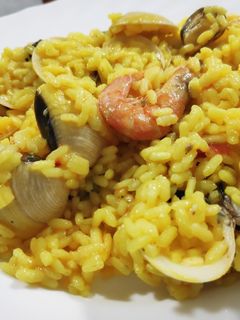 Una foto de Arroz con mariscos