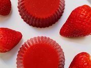 Una foto de agar agar de fresa