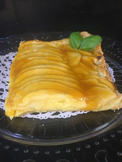 Una foto de Tarta de manzana con crema pastelera 👩🍳
