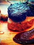 Brasato al barolo su polenta al caffè