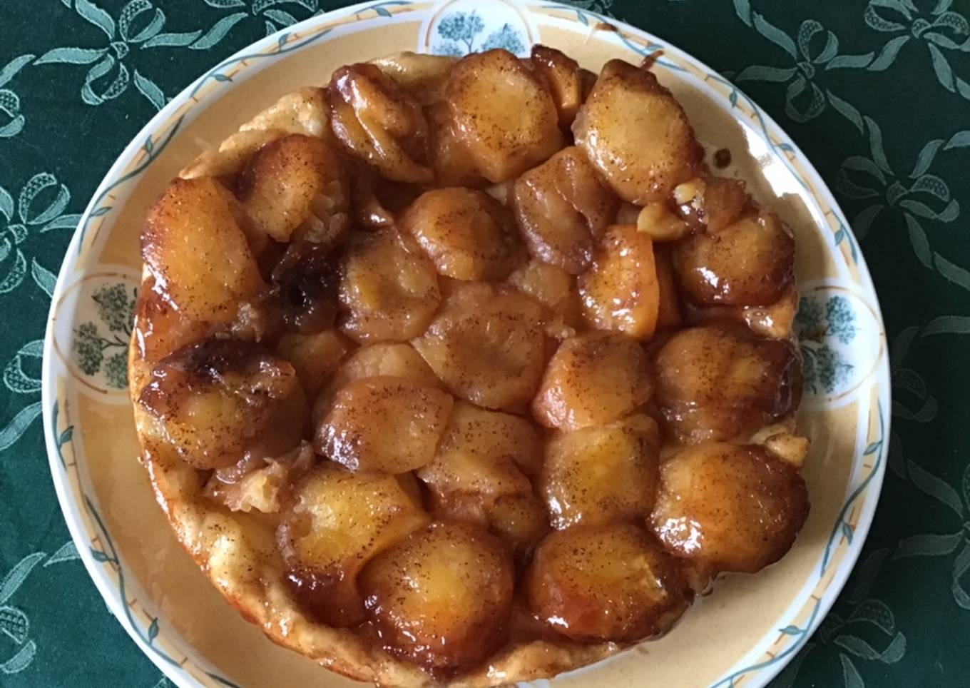 Tarte rustique façon tatin pommes cannelle