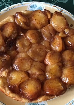 Une photo de Tarte rustique façon tatin pommes cannelle
