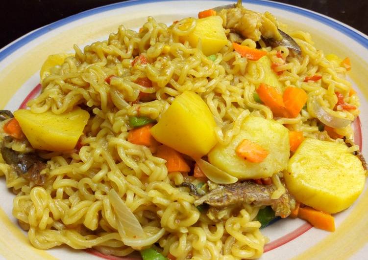 Noodles with potatoes and dried fish