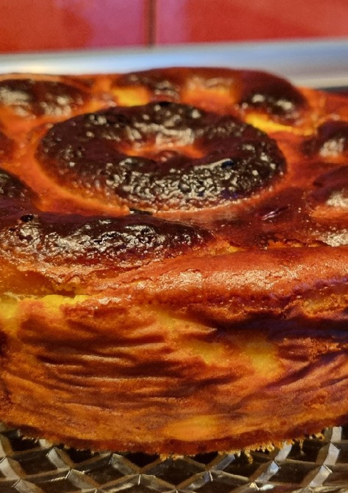 Una foto de TARTA DE DONUTS🍩