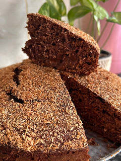 Una foto de Torta de naranja y chocolate 🍊🍫