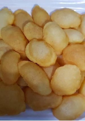 सूजी के गोलगप्पे (Suji ke Golgappe recipe in hindi) रेसिपी मुख्य फोटो