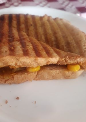 A picture of Grilled sandwich.