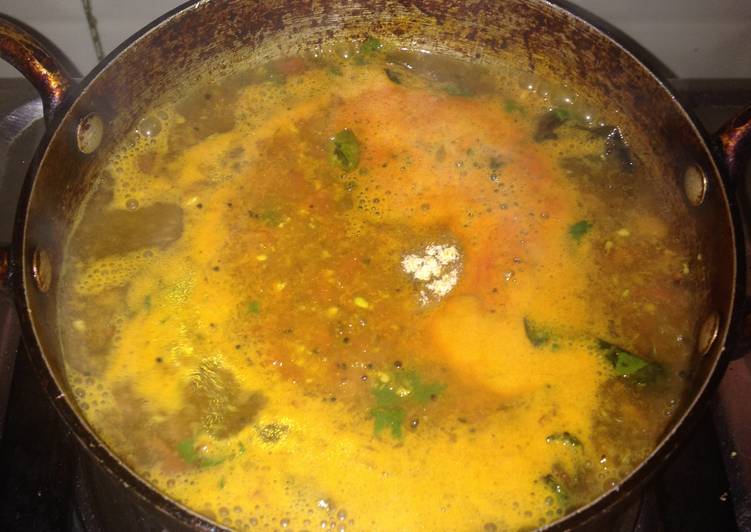 How to Prepare Any-night-of-the-week Quick Rasam!