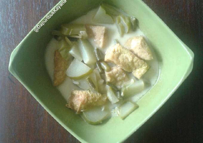 Resep 380. Sayur Santan Tahu yang Menggugah Selera