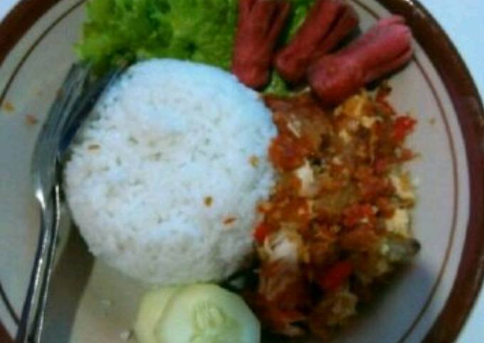 Ayam Geprek Super Pedas