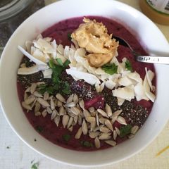 Smoothie bowl A picture of Smoothie bowl.