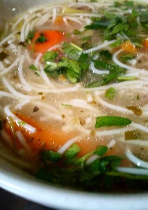 Una foto de Sopa de Pollo con fideos
