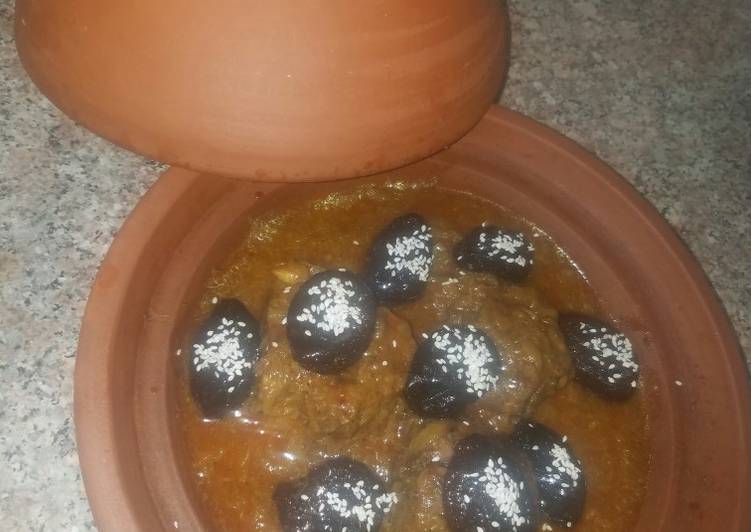 طاجين لحم مغربي