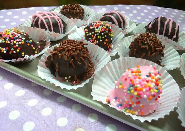 Bola - bola regal coklat