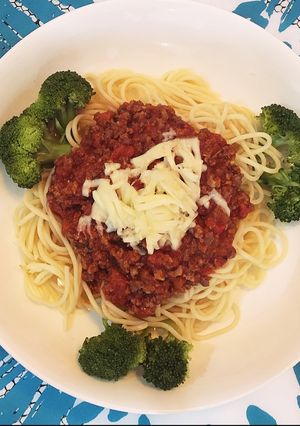 Hình của món Mì Spaghetti sốt bò bằm & cà chua.
