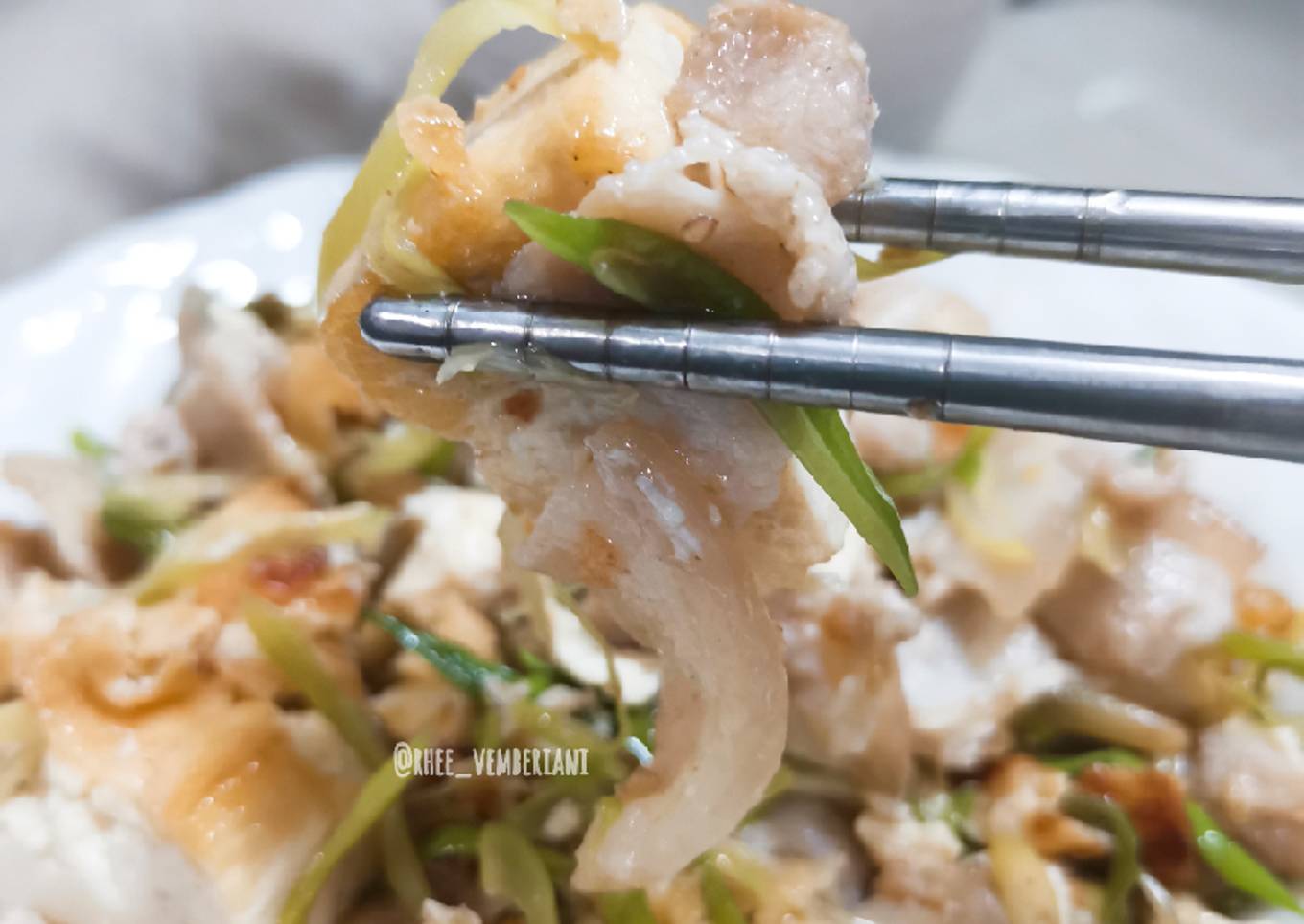 Tahu Daging Masak Daun Bawang