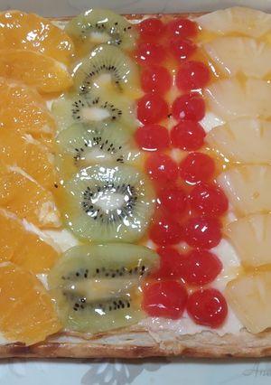 Una foto de Tarta de frutas con hojaldre